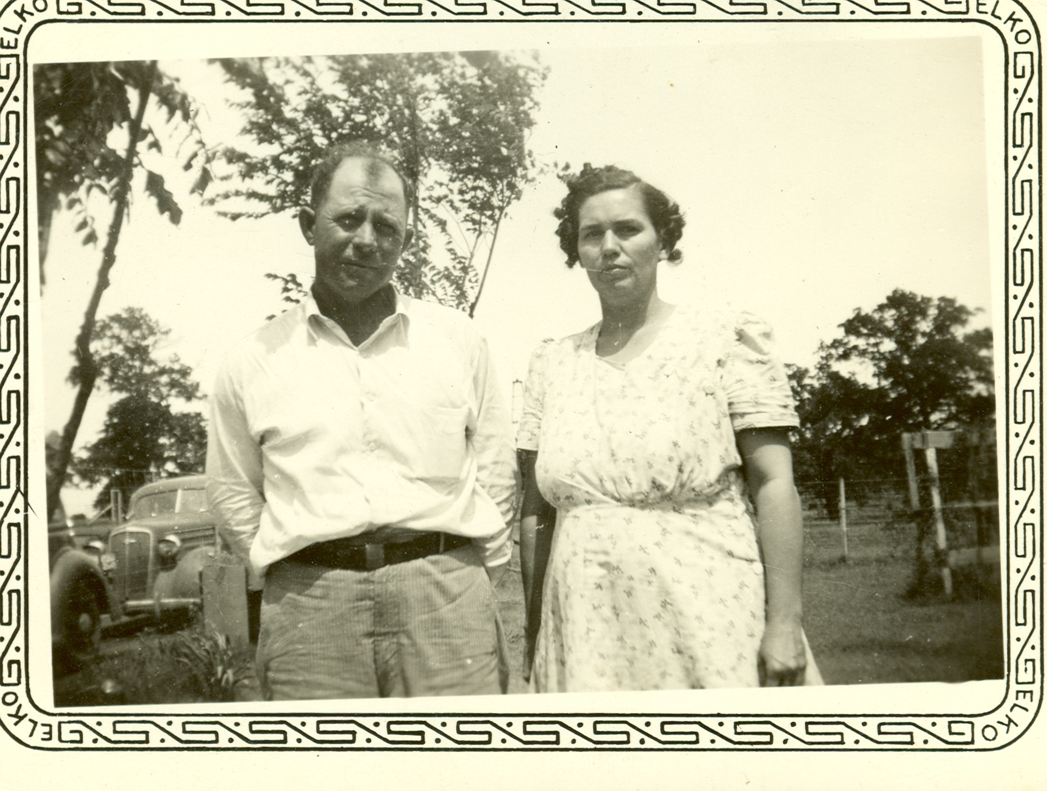 Source/Pictures/Included/Fulks,_Cecil_Roy-I468/Fulks,_Cecil_Roy_and_Ruth_Viola-Outside_in_Kiefer.jpg
