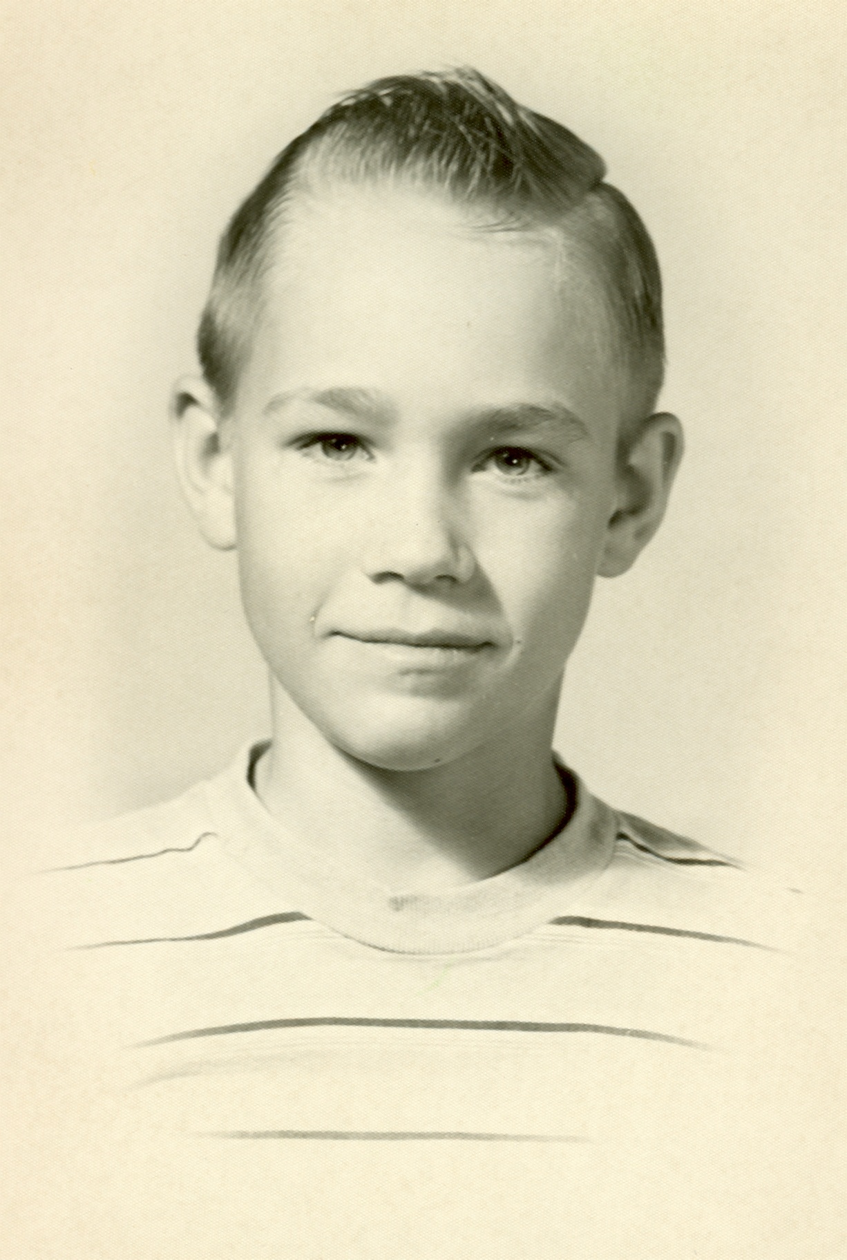Source/Pictures/Included/Fulks,_Johnnie_Ray-I2/Fulks,_Johnnie_Ray-School_Photo_3.jpg